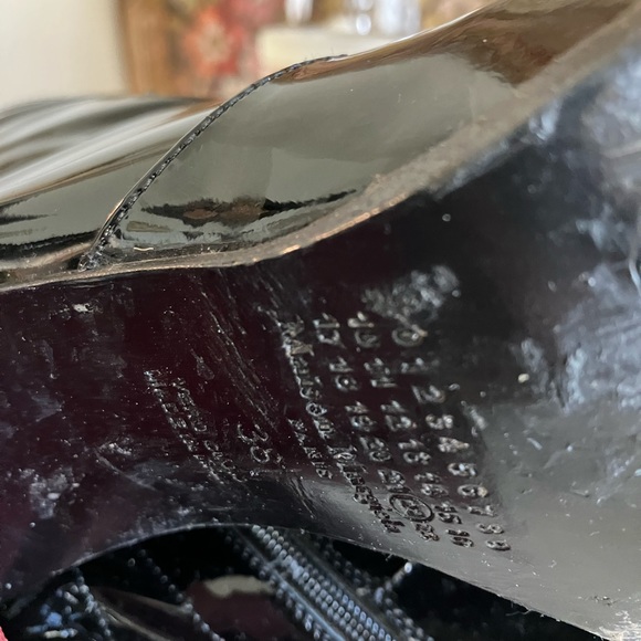 Maison Martin Margiela Red Heel Patent Leather Ankle Boots - Picture 8 of 9